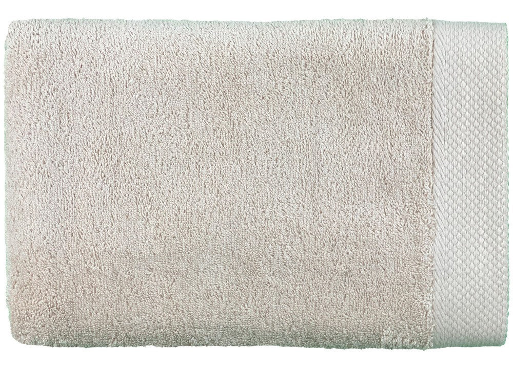 Duschtuch 70x140 cm – 600 g/m² aus 100 % gekämmter Baumwolle